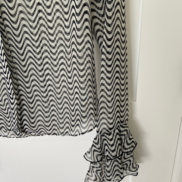 Parasuco Funky Black and White Striped Sheer Blouse - Picture 6 of 13